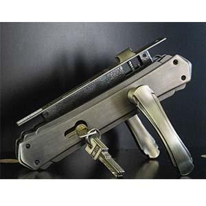 PARKER DOOR LOCK